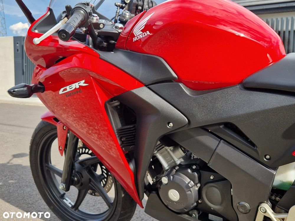Honda CBR - 13