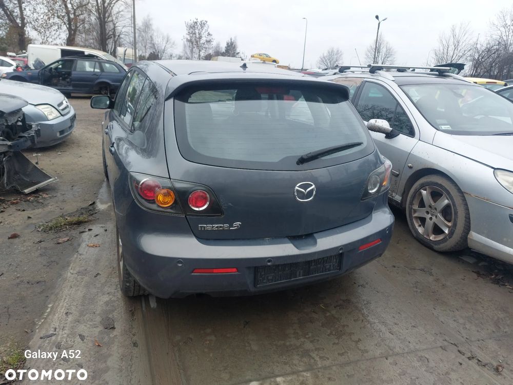 Zderzak MAZDA 3 1,6B 07R. maska,lampy,drzwi,klapa..... - 3