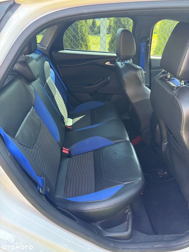 Ford Focus 2.0 EcoBoost ST-2 - 10