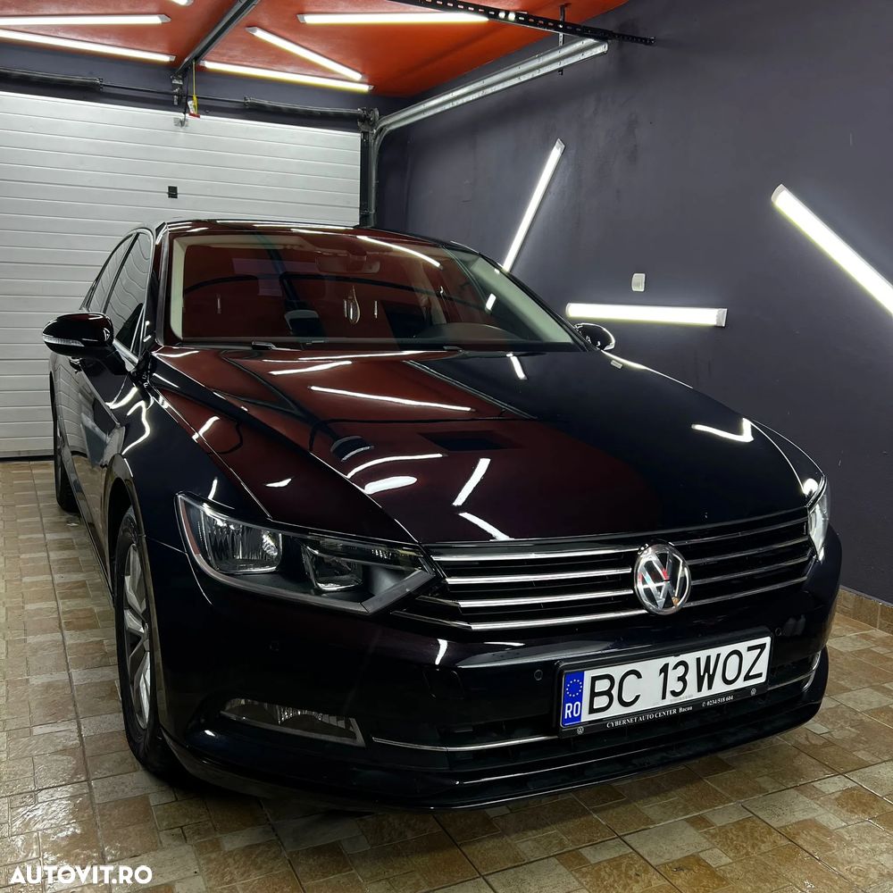 Volkswagen Passat 2.0 TDI Comfortline - 8
