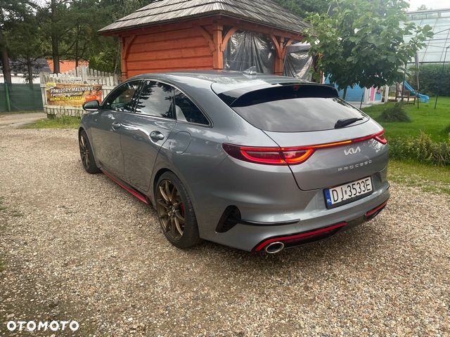 Kia ProCeed - 7