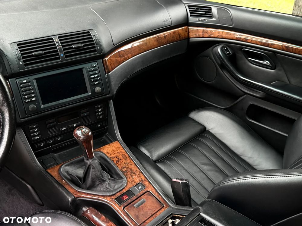 BMW M5 - 11