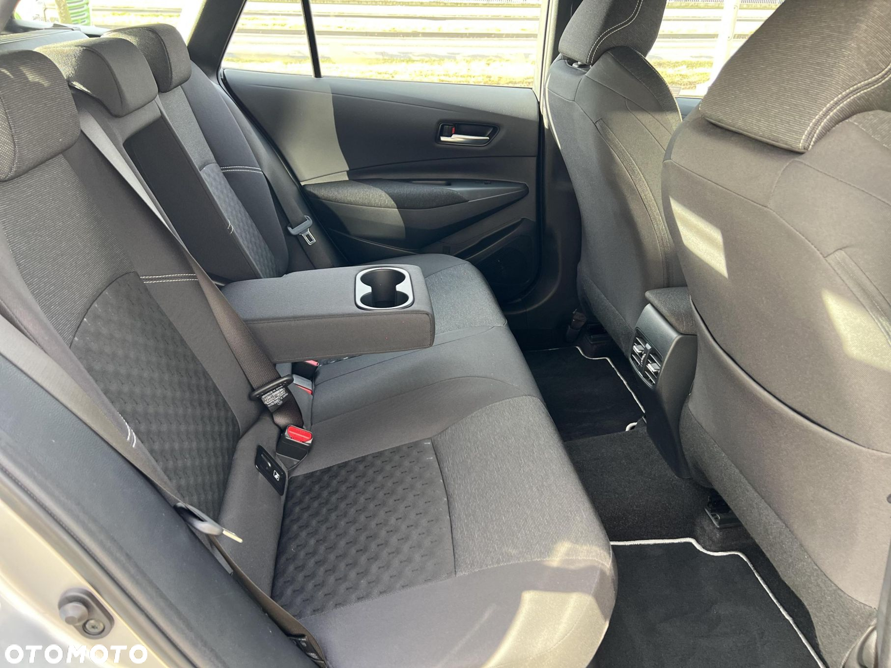 Toyota Corolla - 11