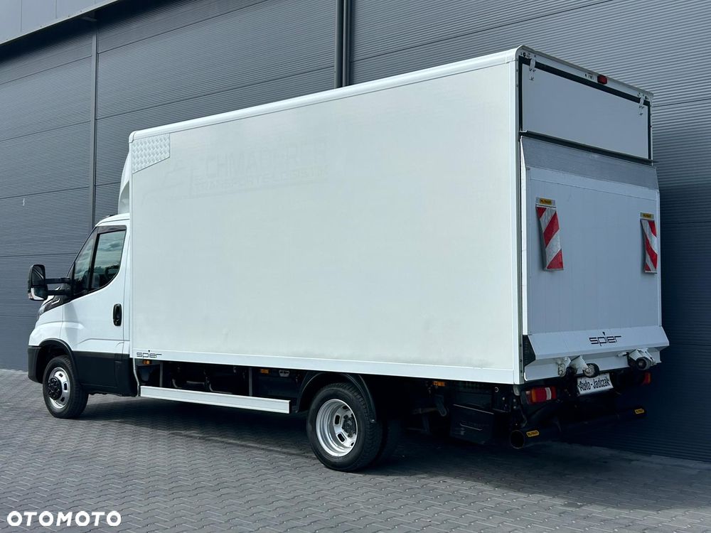 Iveco Daily 40C18 35C18 3.0 HPI Hi-Matic Kontener 8 palet + winda + drzwi boczne **KLIMA**Sprowadzony**2023R** - 3