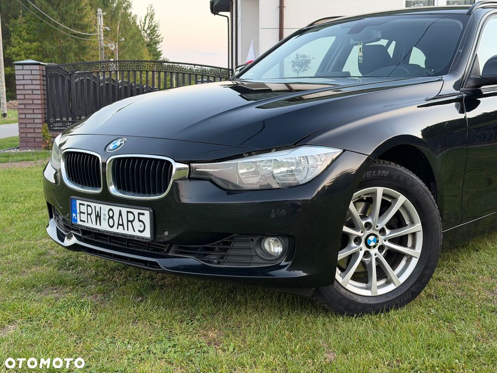 BMW Seria 3 318d - 4
