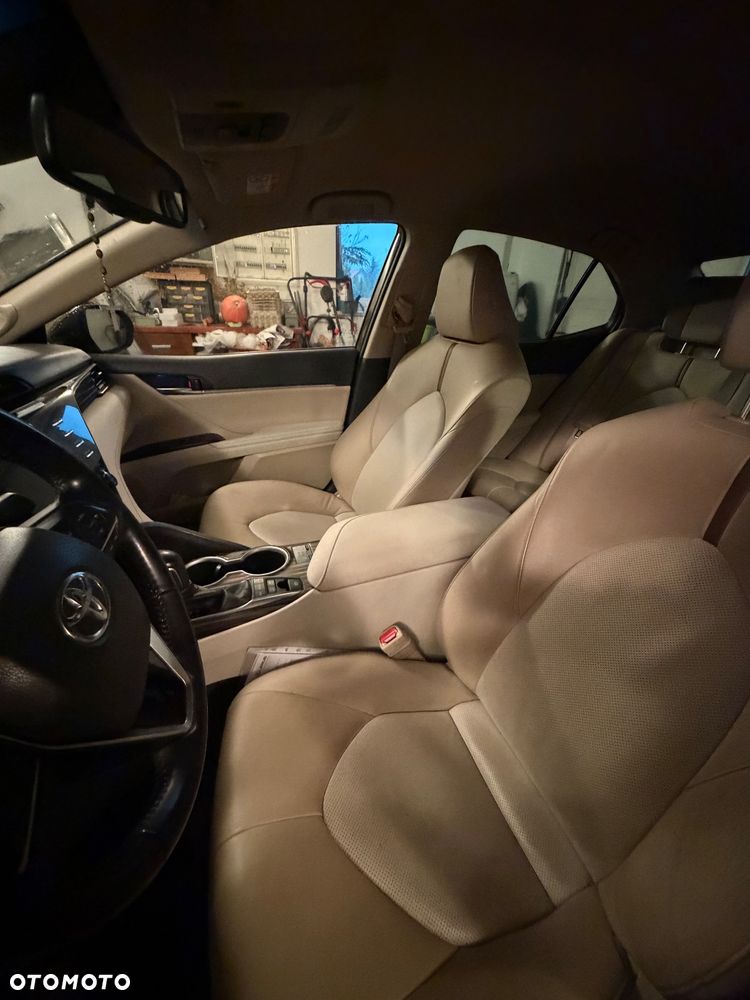 Toyota Camry 2.5 Hybrid Prestige CVT - 5