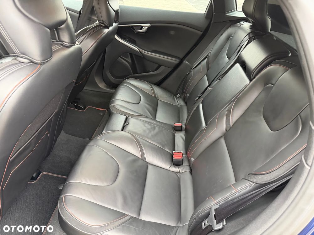 Volvo V40 Cross Country D2 Ocean Race - 12