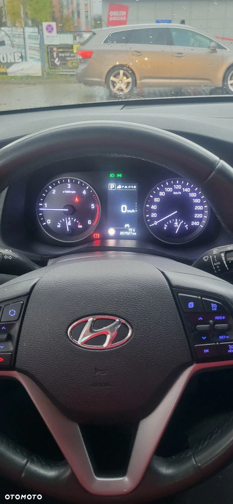 Hyundai Tucson 2.0 CRDi 4WD Automatik Advantage - 5