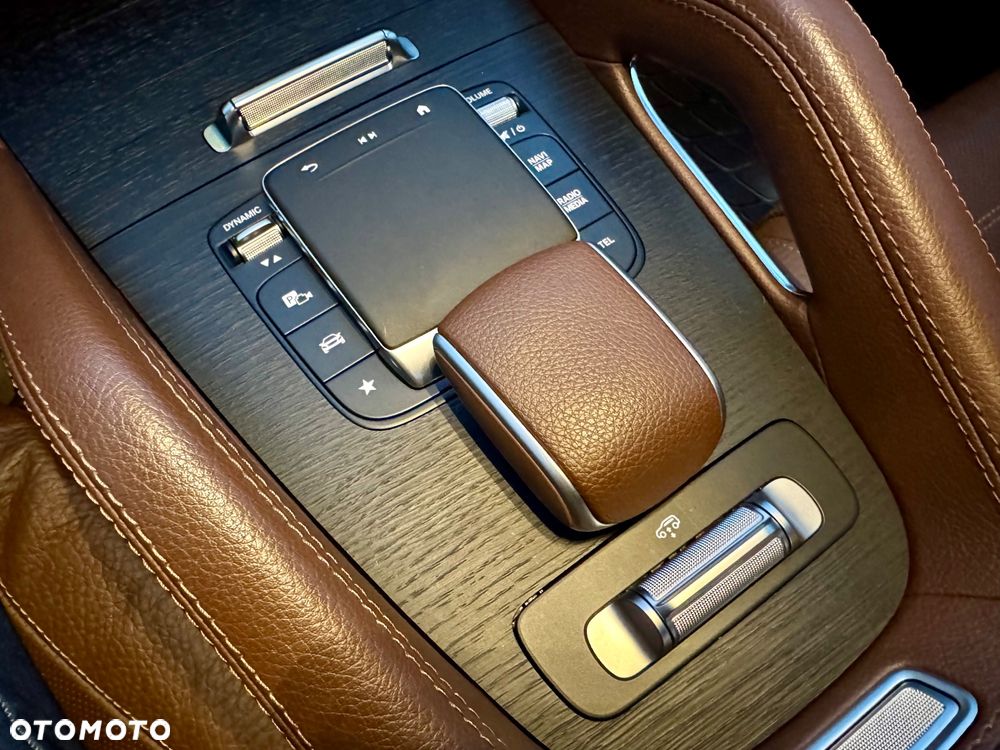 Mercedes-Benz GLE - 21