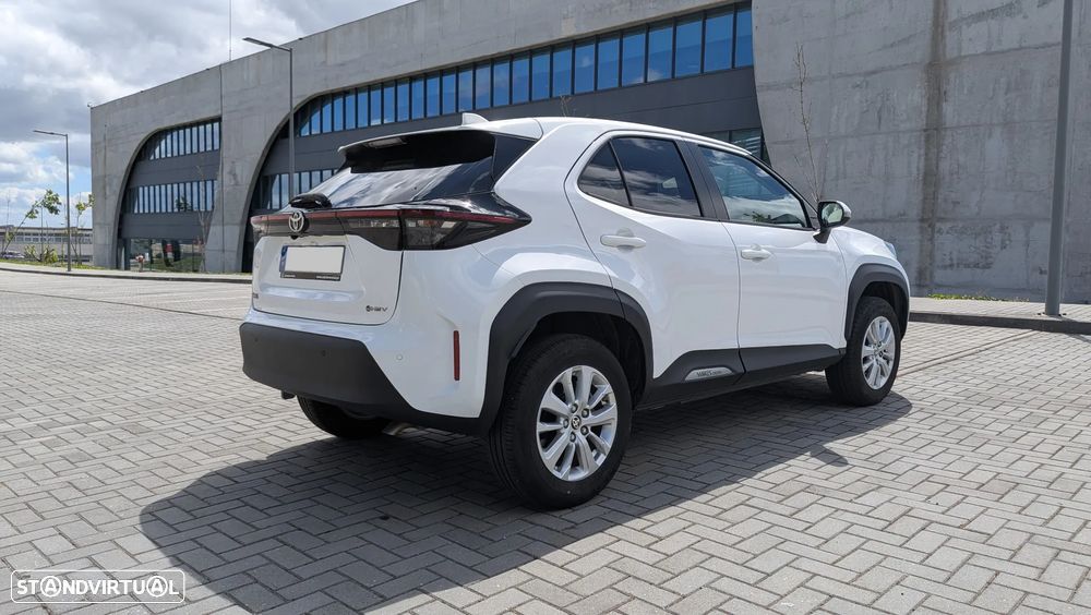 Toyota Yaris Cross 1.5 HDF Comfort Plus - 16