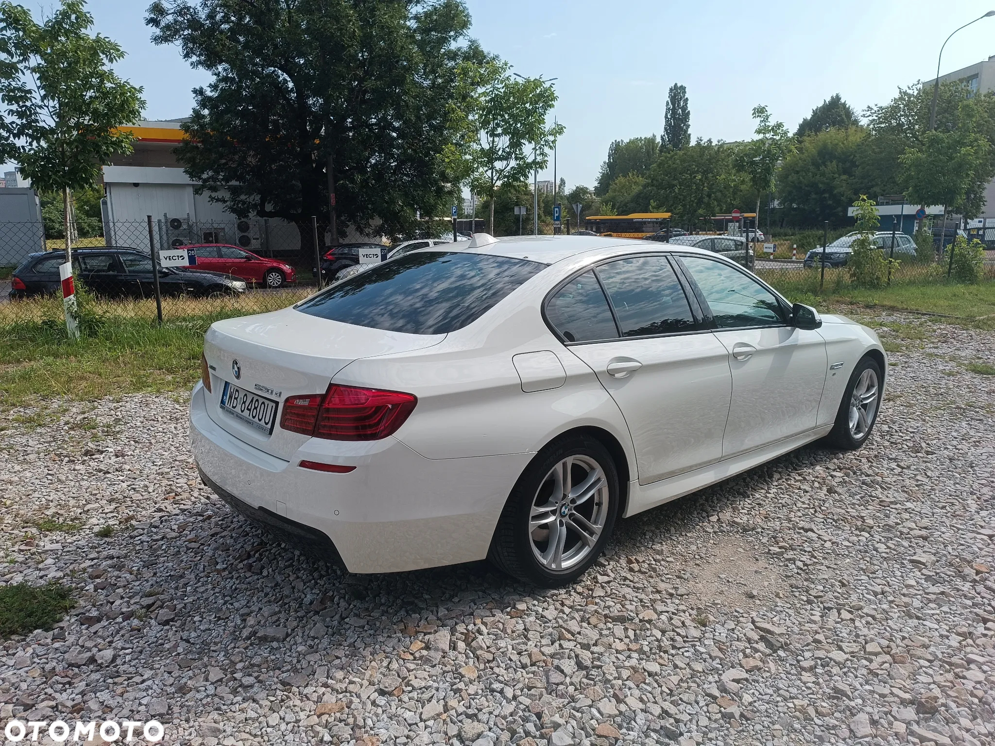 BMW Seria 5 520d xDrive - 7