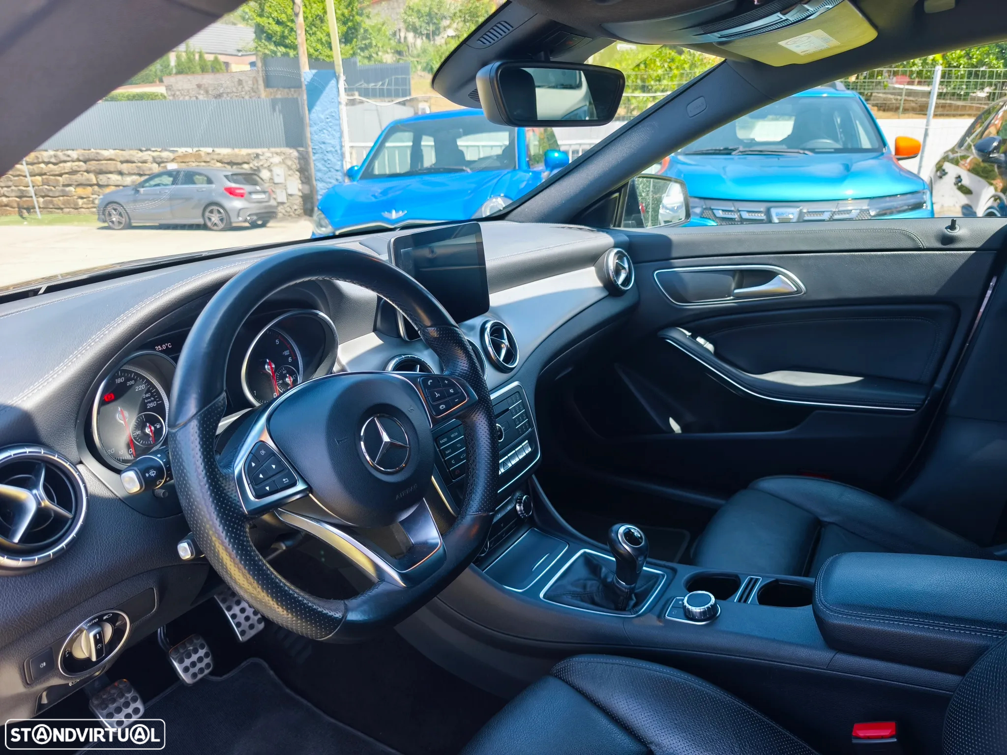 Mercedes-Benz CLA 200 d Shooting Brake AMG Line - 5