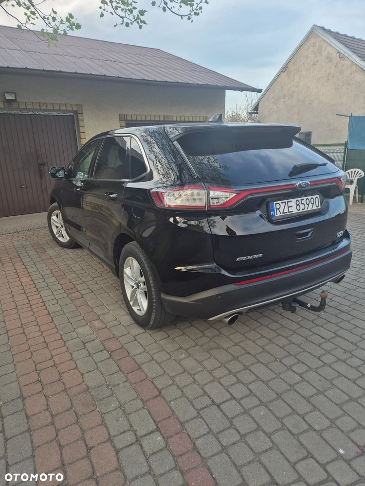 Ford Edge - 4