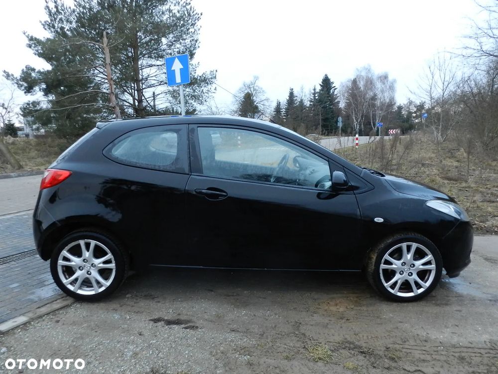 Mazda 2 - 5