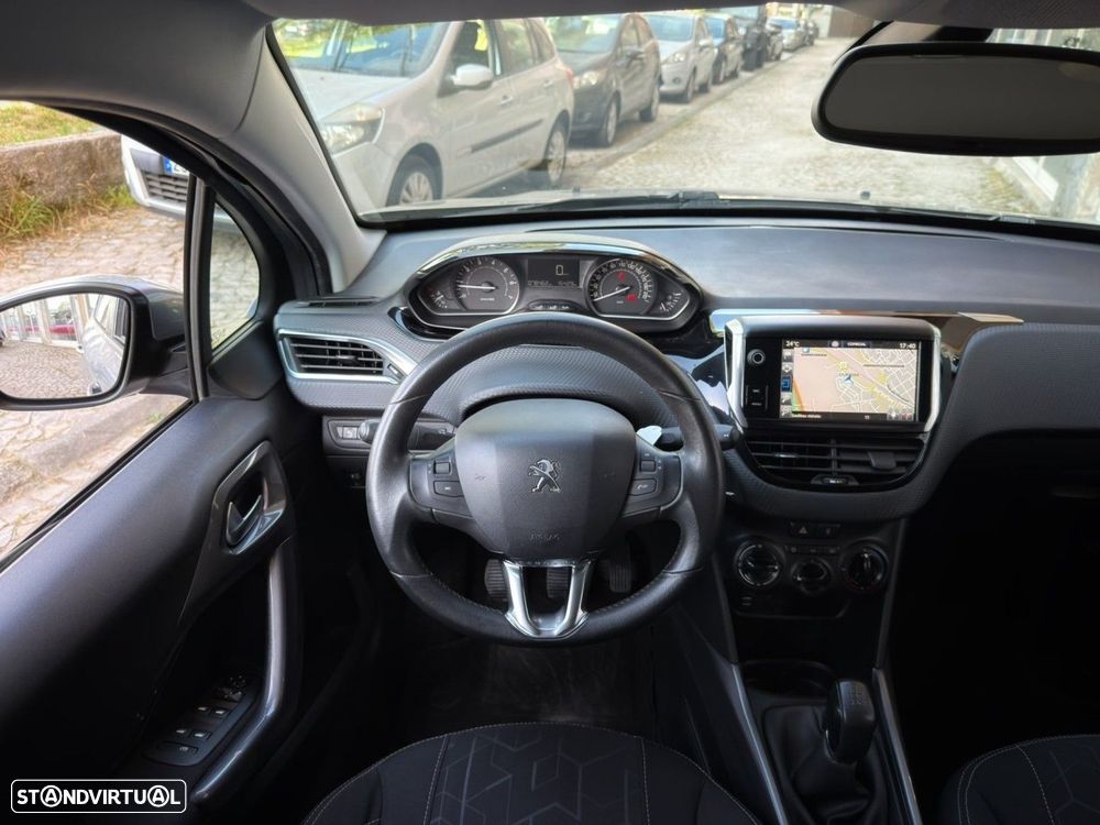 Peugeot 2008 1.2 PureTech Active - 7