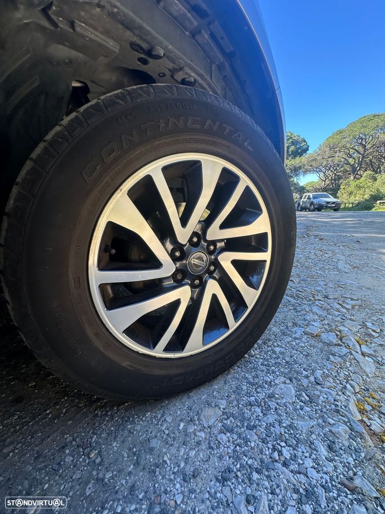 Nissan Navara 2.3 dCi CD 4WD Acenta - 32