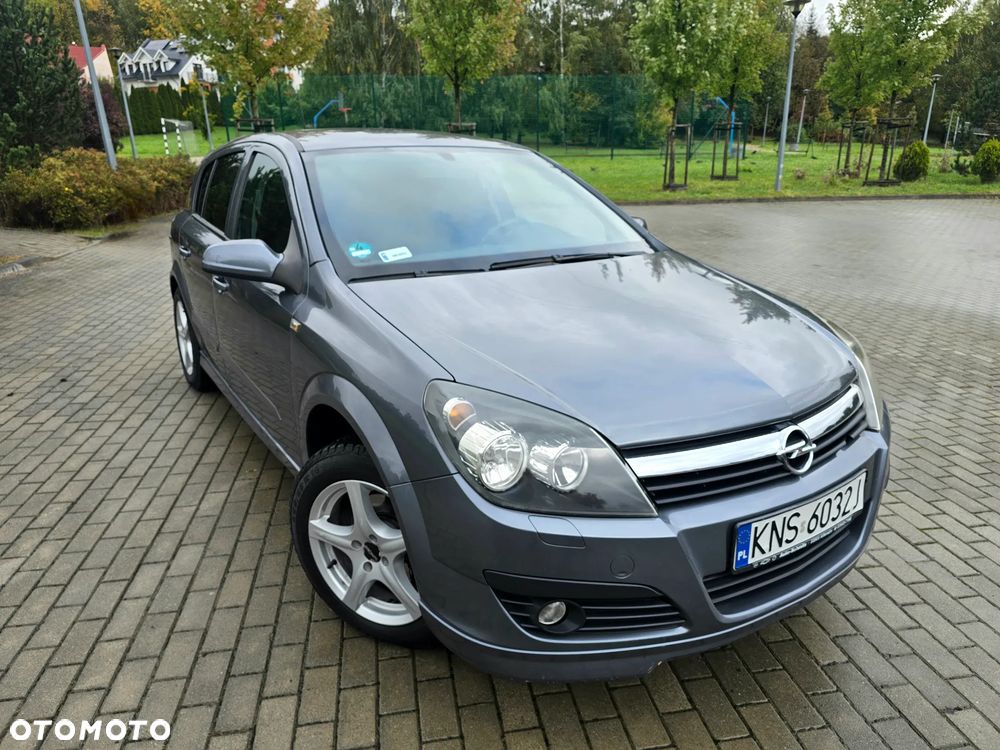 Opel Astra 1.6 Sport - 11