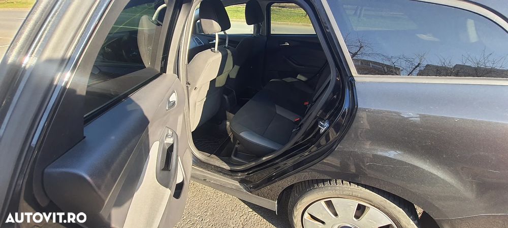 Ford Focus 1.6 TDCi DPF Start-Stopp-System Titanium - 10