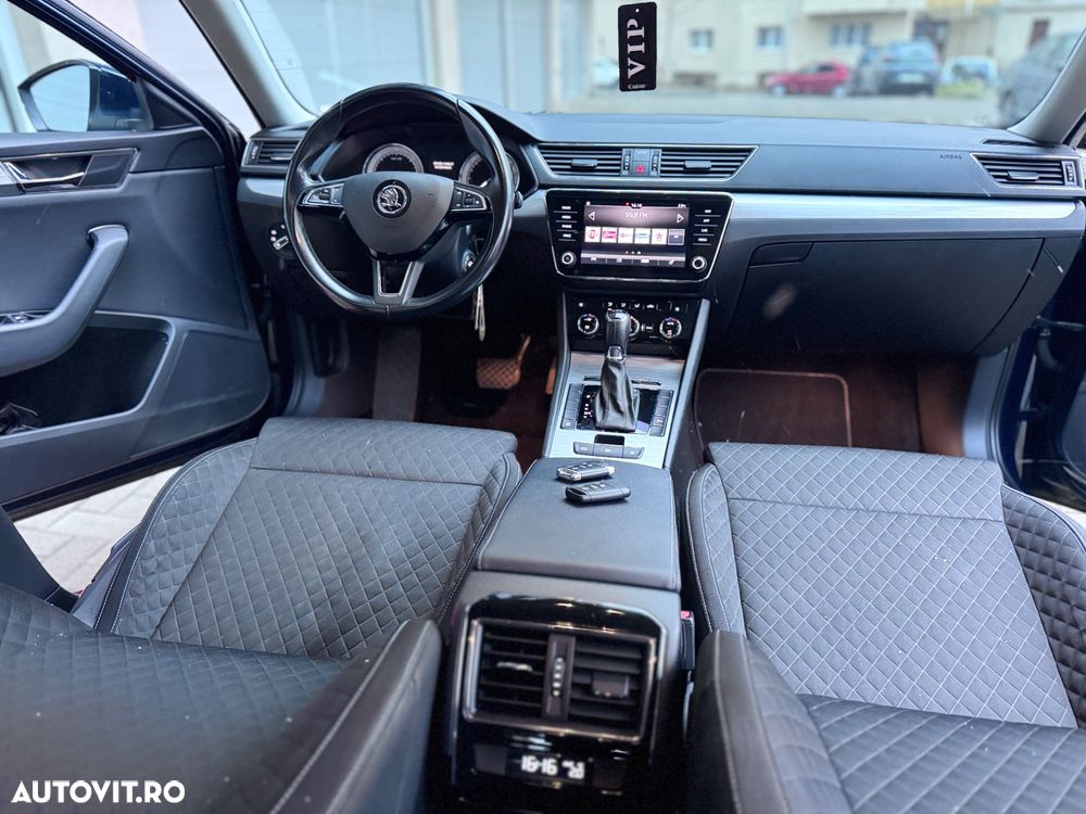 Skoda Superb Combi 2.0 TDI DSG Premium Edition - 7