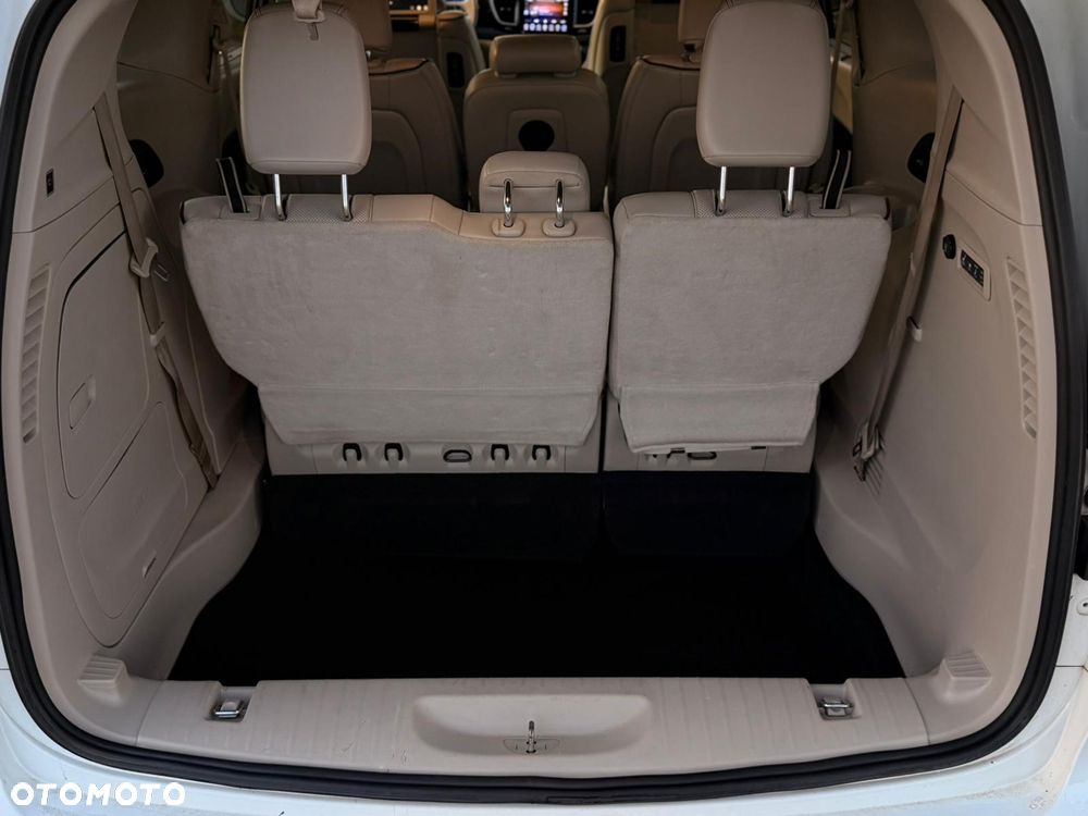 Chrysler Pacifica - 17