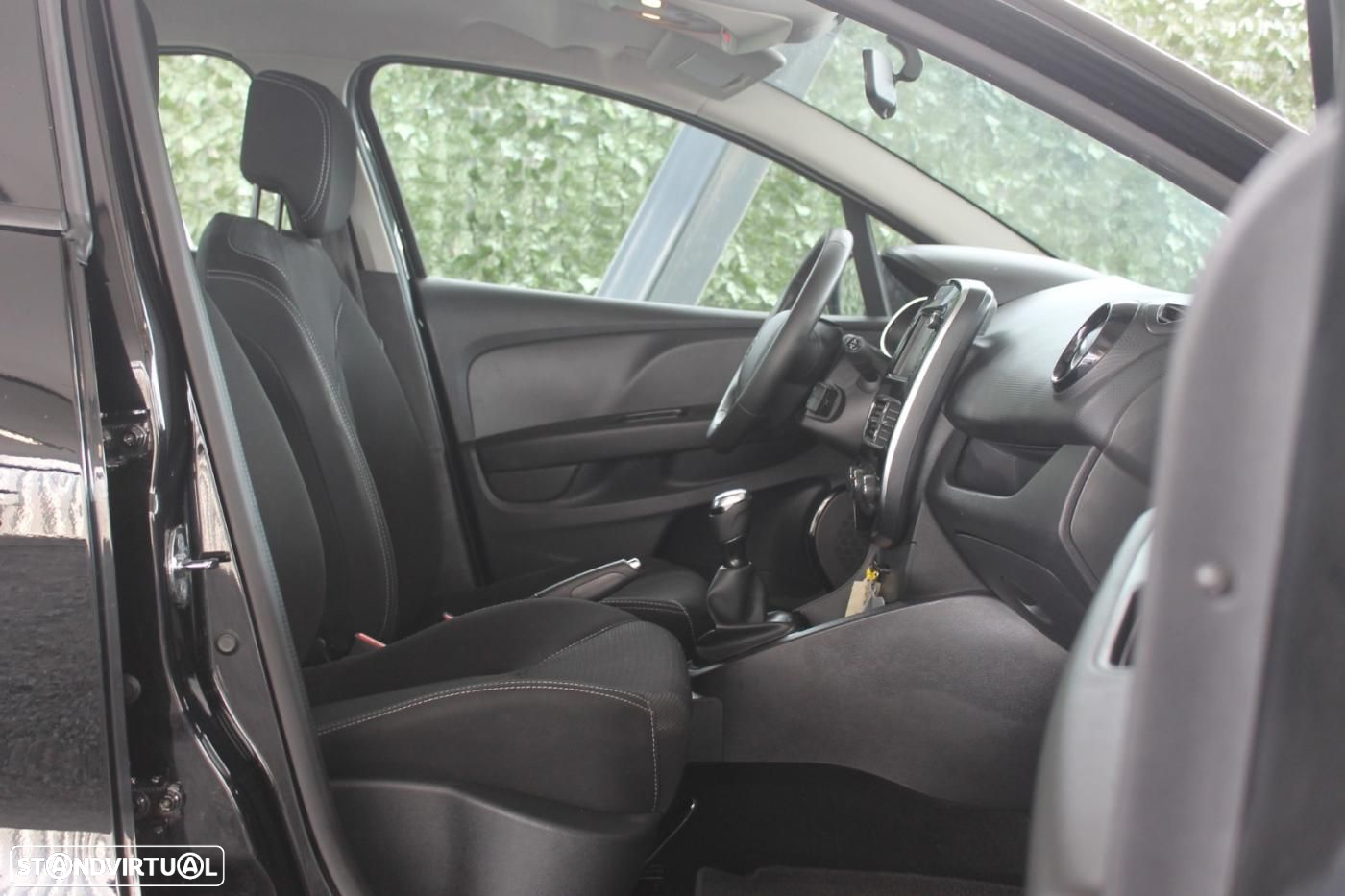 Renault Clio dCi 90 Dynamique - 10