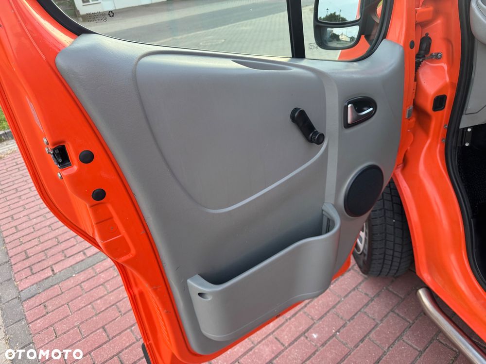 Renault Trafic - 14