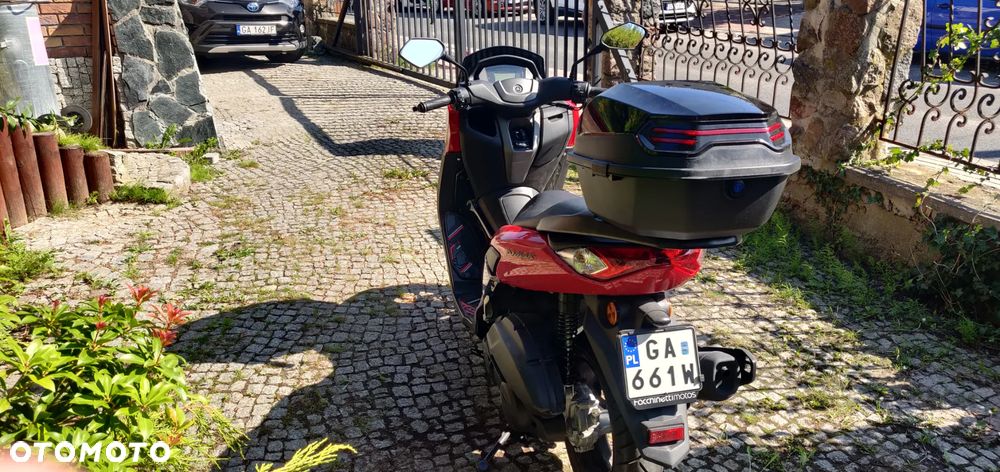 Yamaha NMAX - 3