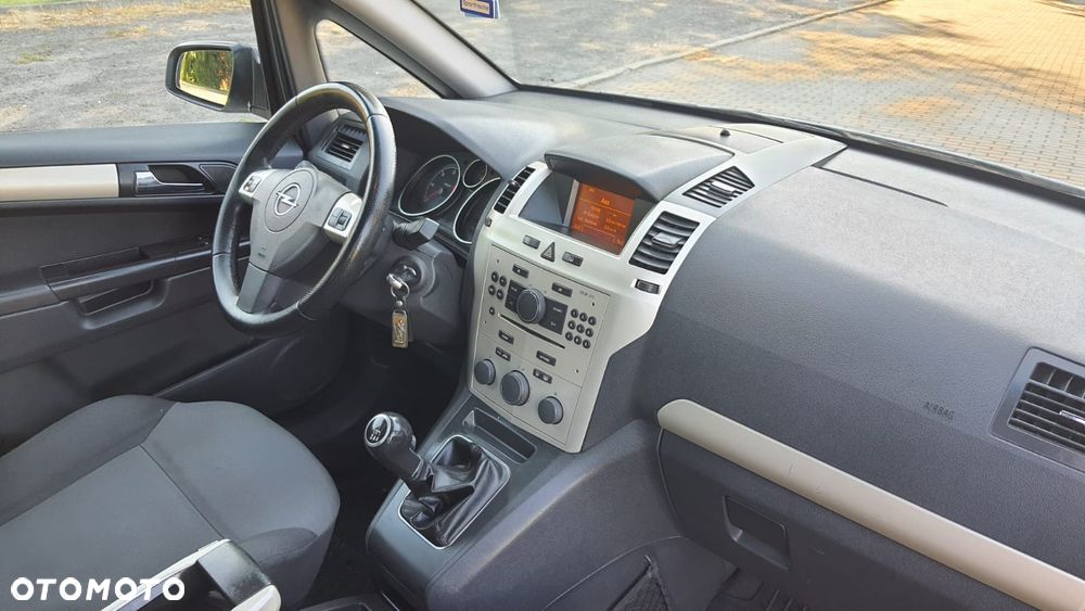 Opel Zafira - 5