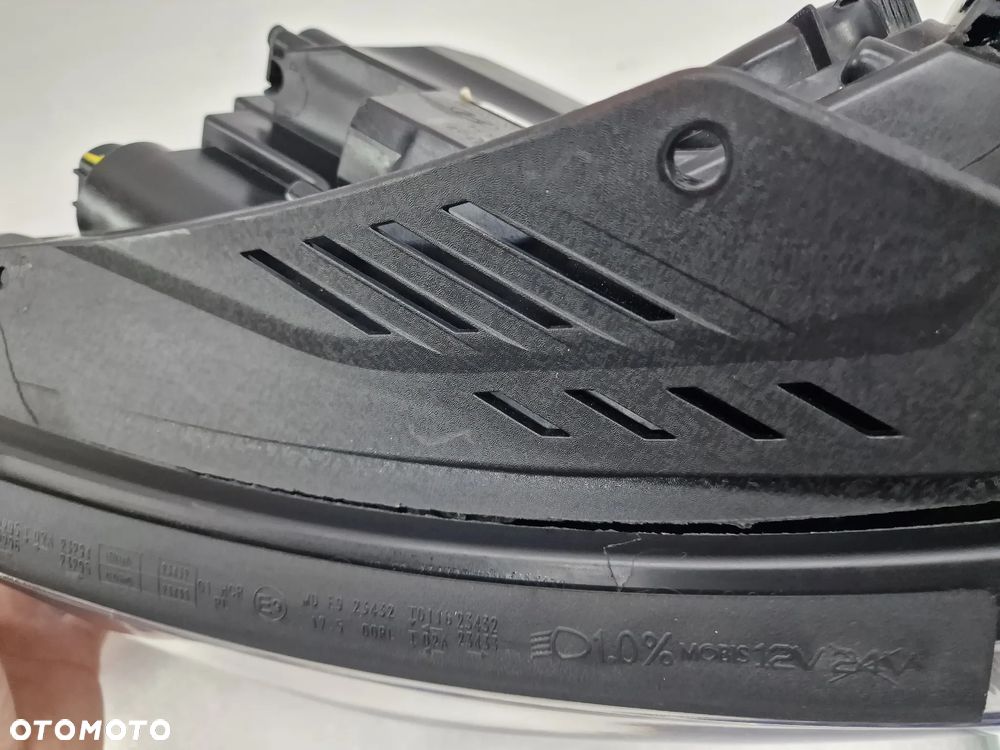 HYUNDAI I30 III 3 LIFT PRAWA LAMPA PRZEDNIA PRZÓD FULL LED , NR 92102-G4XXX / 92102-G4600 , NR AUKCJI LA70 - 10