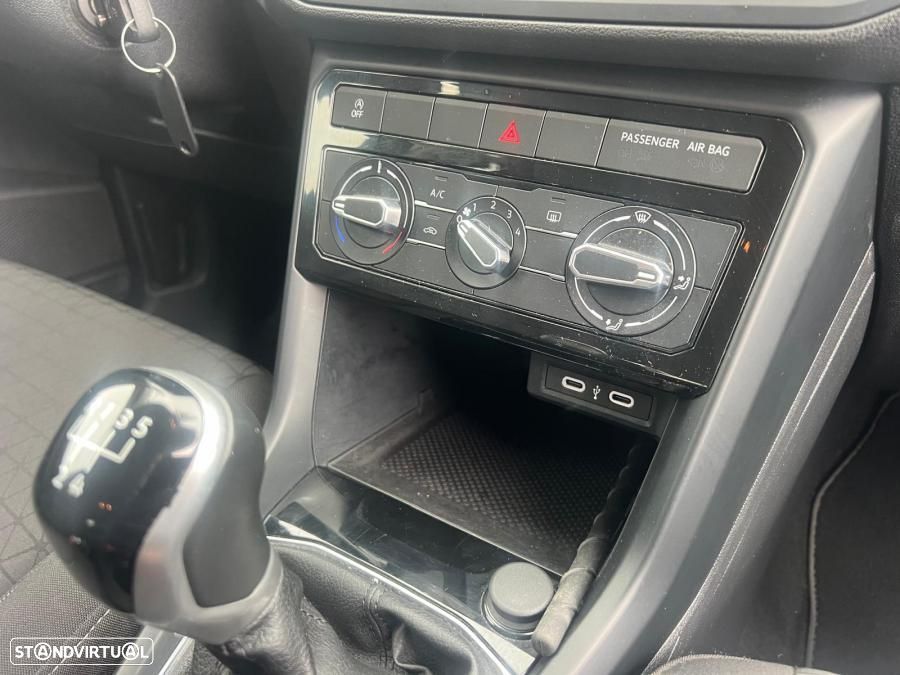 VW T-Cross 1.0 TSI - 8