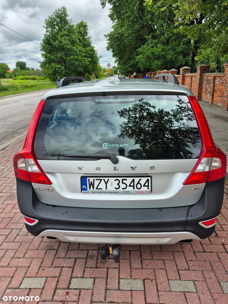 Volvo XC 70 - 4