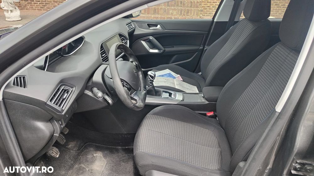 Peugeot 308 PureTech 110 Stop & Start Style - 9