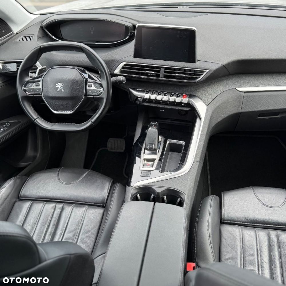 Peugeot 5008 - 17