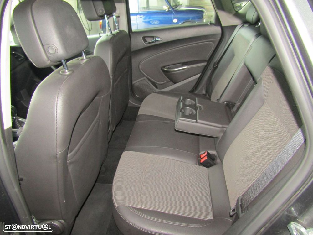 Opel Astra 1.7 CDTI Cosmo - 8