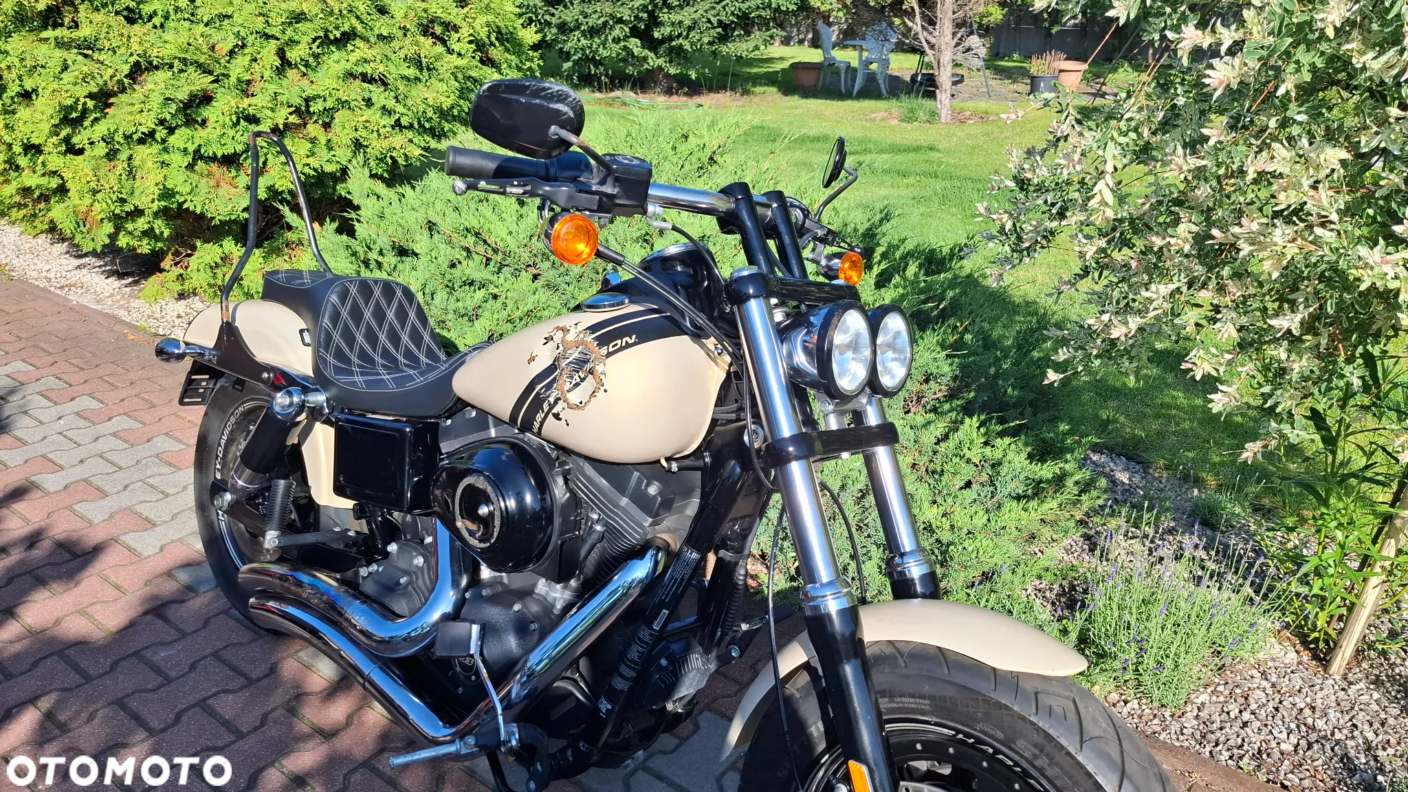 Harley-Davidson Dyna Fat Bob - 14