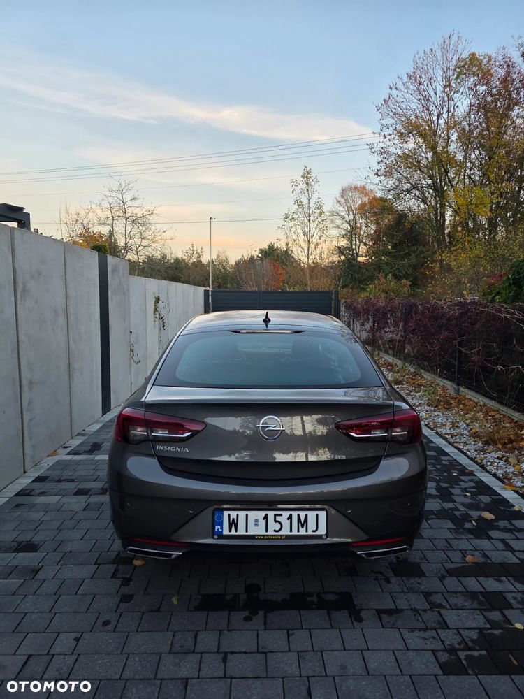 Opel Insignia 2.0 CDTI Elegance S&S - 9