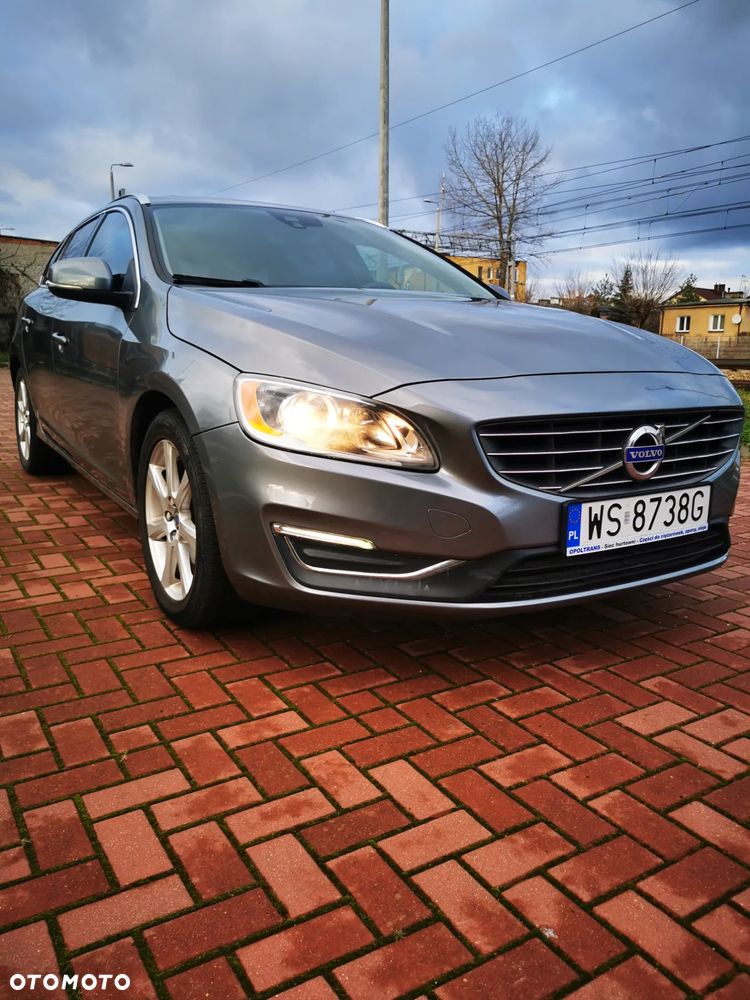 Volvo V60 - 2