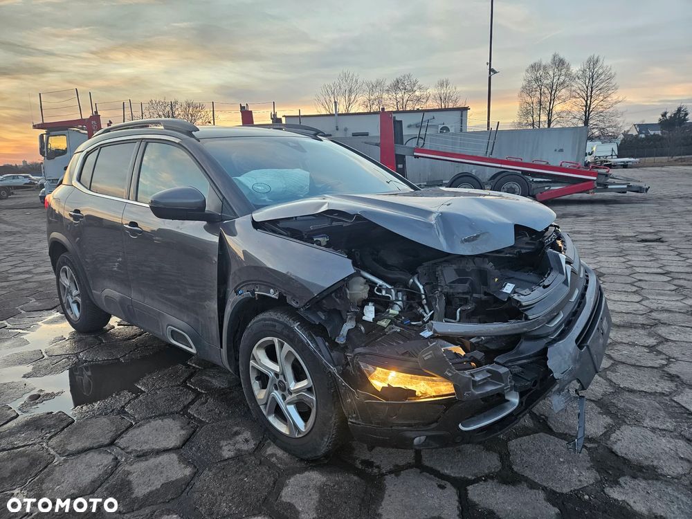 Citroën C5 Aircross 1.6 PureTech Live EAT8 - 2