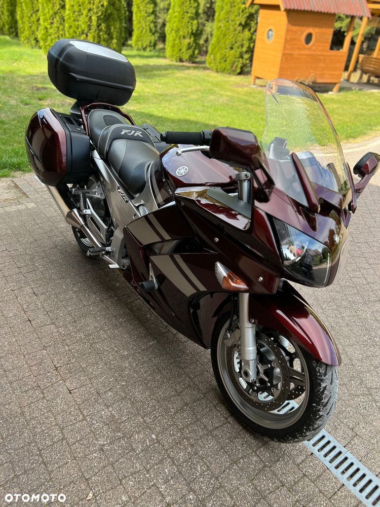 Yamaha FJR - 7