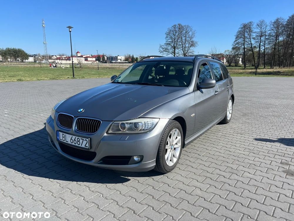 BMW Seria 3 318d DPF - 1