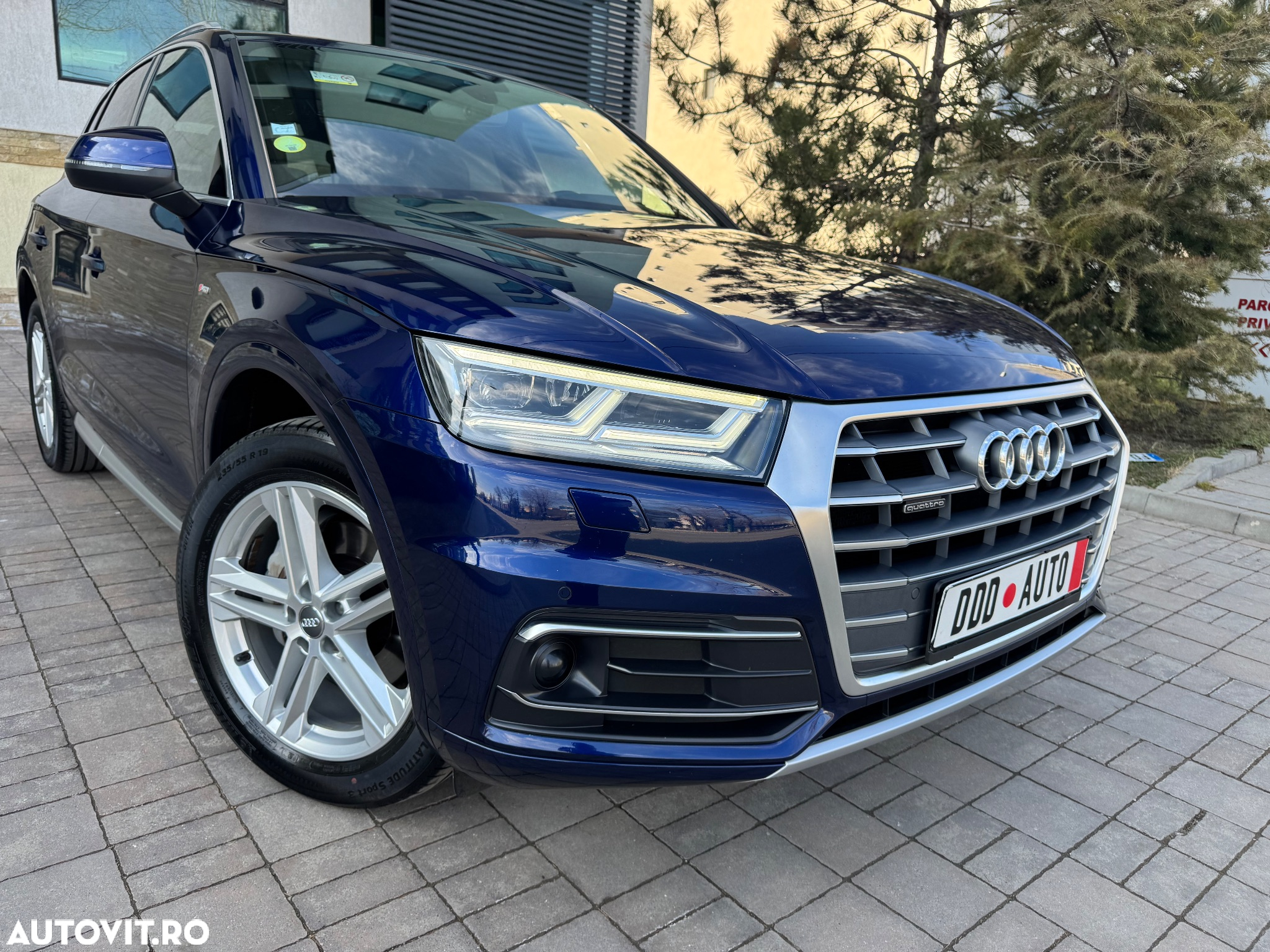 Audi Q5 40 TDI quattro S tronic - 12