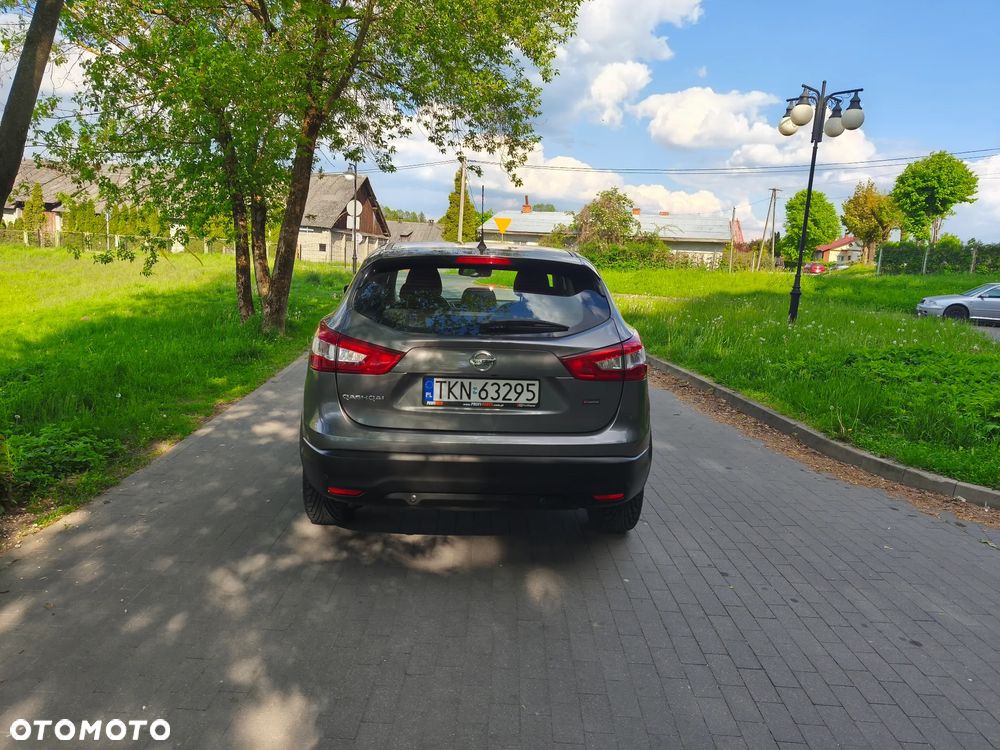 Nissan Qashqai 1.2 DIG-T N-Connecta EU6 - 6