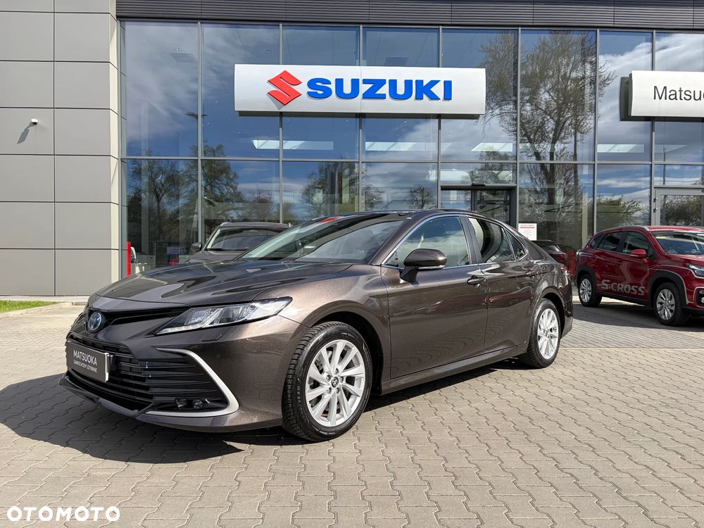 Toyota Camry 2.5 Hybrid Comfort CVT - 1