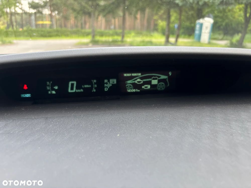 Toyota Prius 1.8 Hybrid Premium - 17