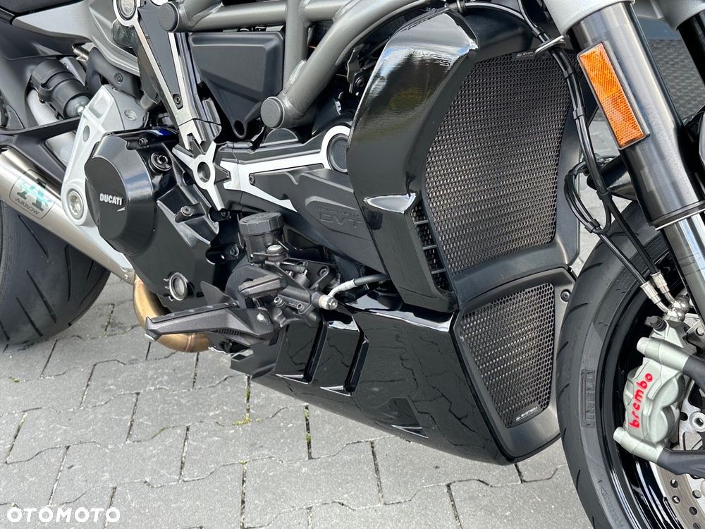 Ducati Diavel - 15