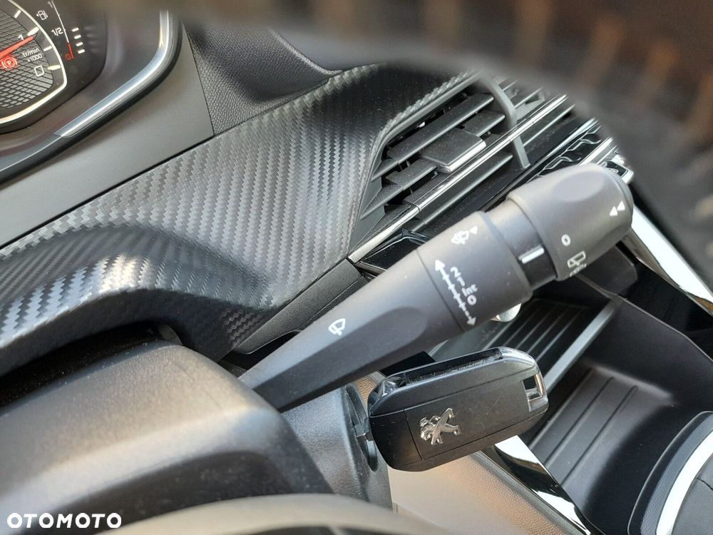 Peugeot 208 1.2 PureTech Active Pack S&S - 13