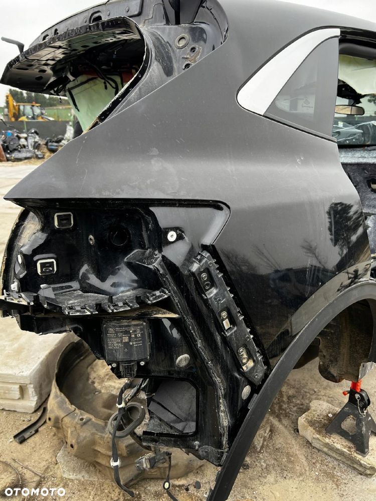 ĆWIARTKA BŁOTNIK PRAWY TYLNY CZARNY FORD ESCAPE MK4 USA - 1