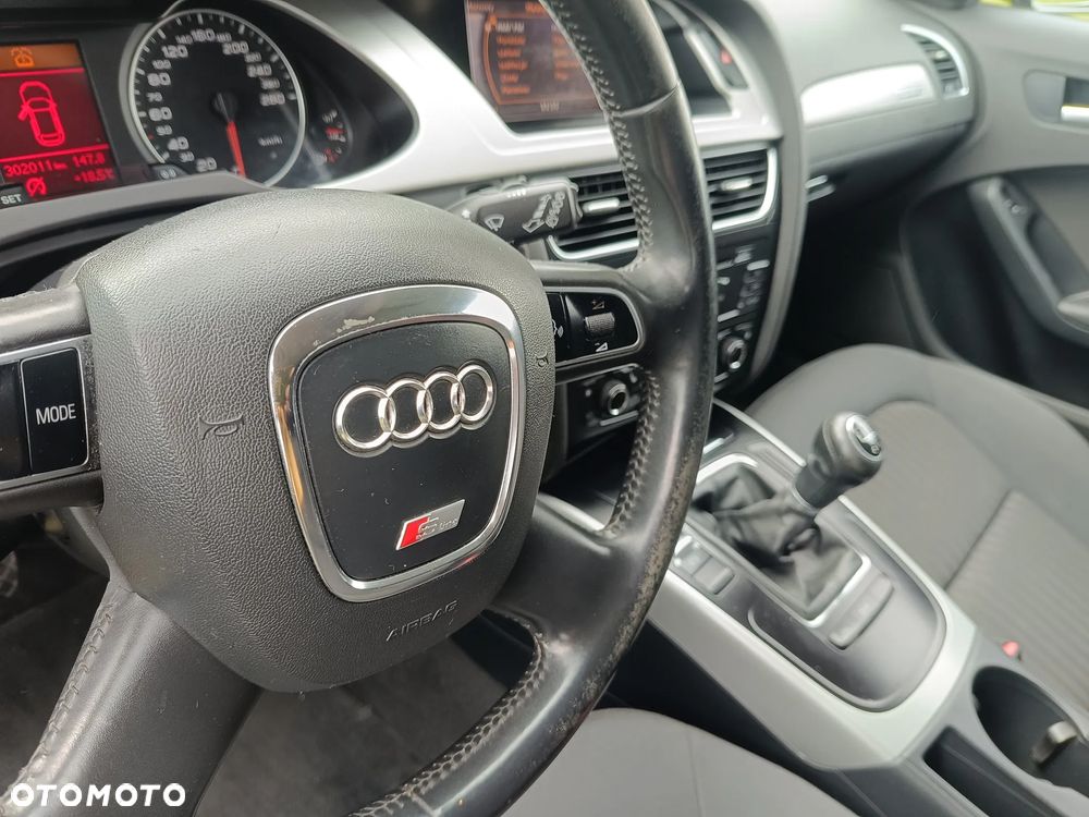 Audi A4 Avant 2.0 TDI DPF quattro S line Sportpaket (plus) - 19