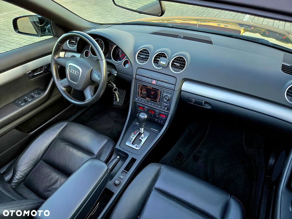 Audi A4 Cabrio 2.0 TFSI multitronic - 20