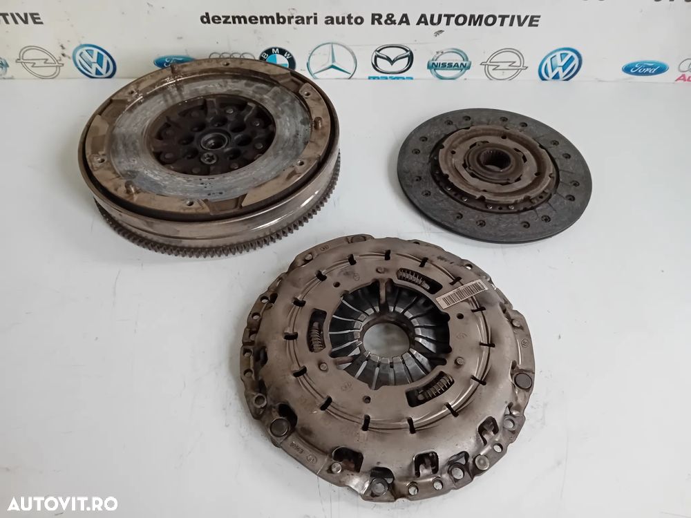 Kit Ambreiaj Volanta Masa Dubla Bmw F30 F31 F32 F33 F34 F36 F20 F21 F10 X3 X4 Cod 8605090 - 7